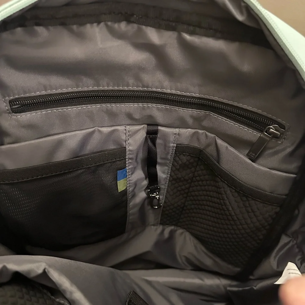 Open Story NWT Signature 16